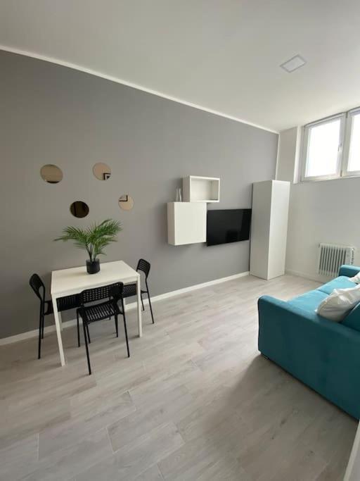 Your Urban Flat In Milan Bagian luar foto